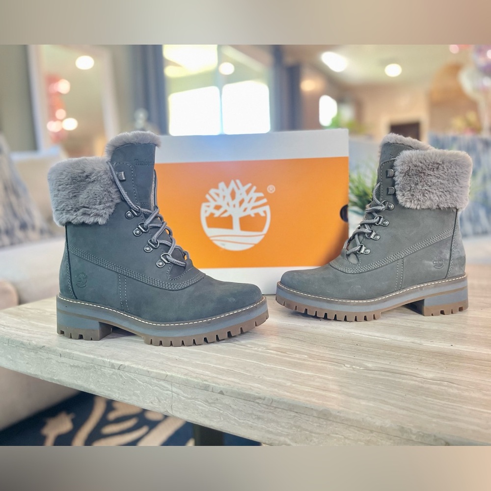 Timberland Women's Grey Fur-Lined Boots